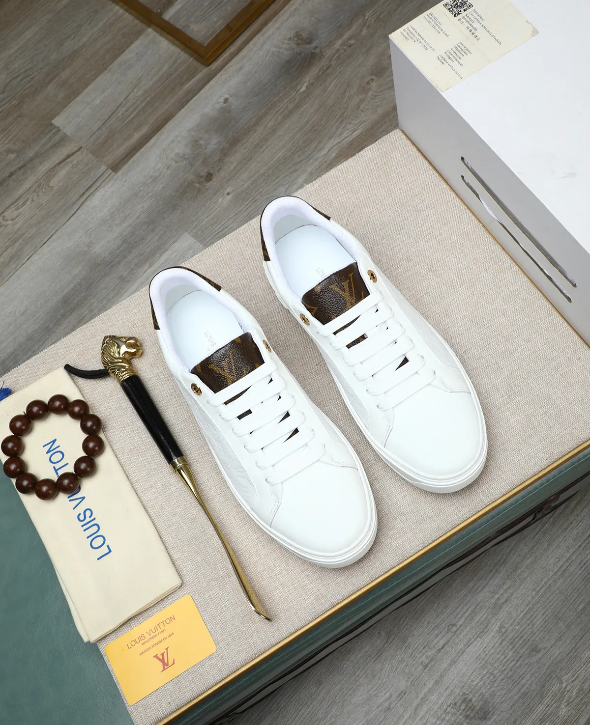 Men's men's shoes 💰540 📛📛(Niuli) high-end [LOUIS VUITTON] Louis Vuitton official website synchronized new products 👟Milan fashion catwalk style 🇰🇾🇰🇾LV family logo, celebrity style, a must-have for fashionistas ⚠️Top-layer calfskin ➕Cow leather lining ➕Mesh lining Official website original special outsole👞Number 38-44